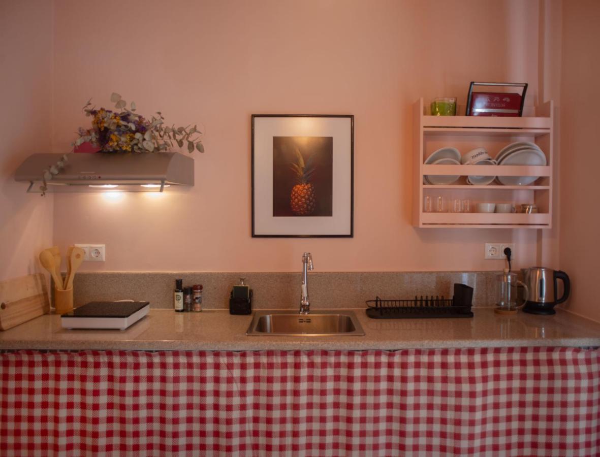 Nina'S Apartment Ликсури Екстериор снимка