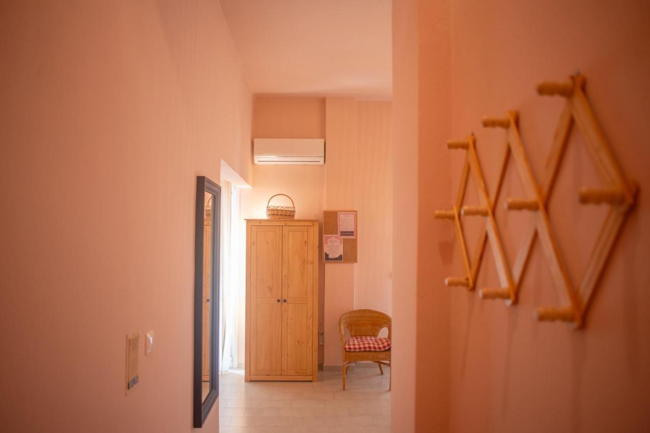 Nina'S Apartment Ликсури Екстериор снимка