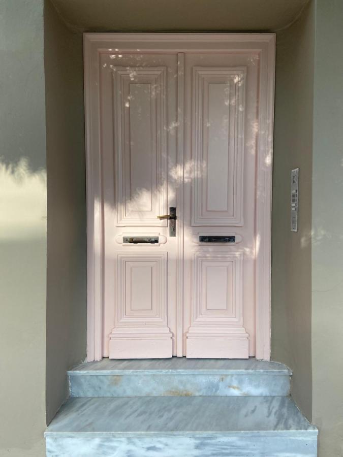 Nina'S Apartment Ликсури Екстериор снимка